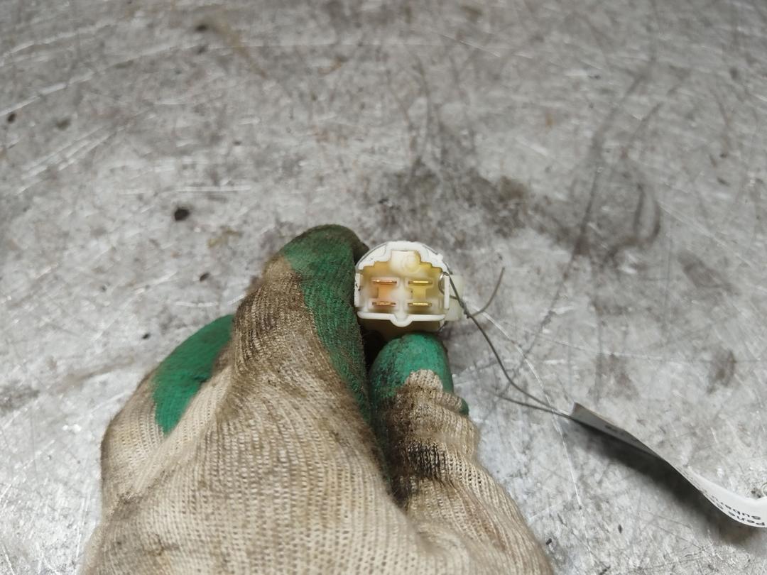 Реле бензонасоса Y2V81J Subaru Forester купить с доставкой