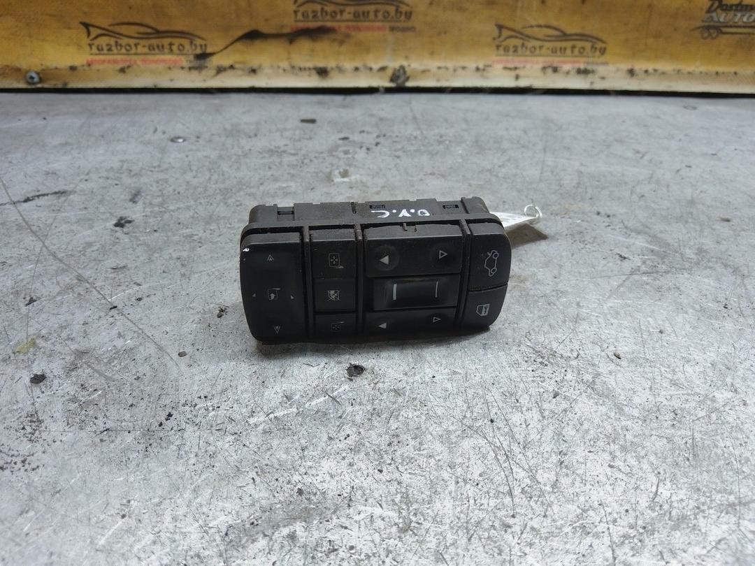 Блок управления стеклоподъемниками 7T3A78 Opel Vectra - Фото 2