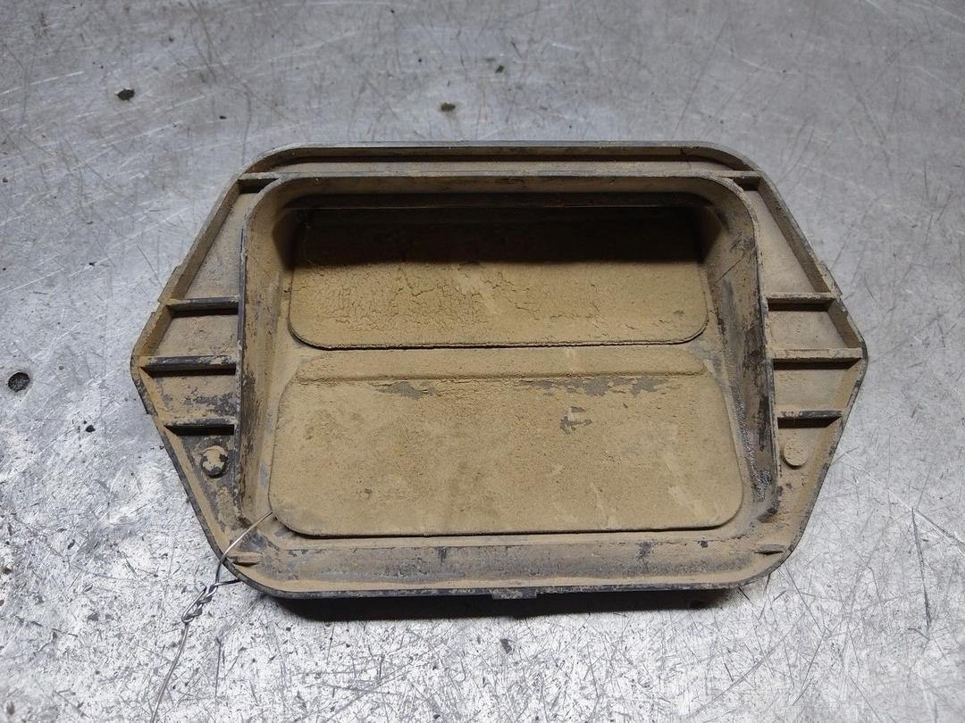 Решетка вентиляции кузова V0CCTB Mazda Premacy - Фото 1