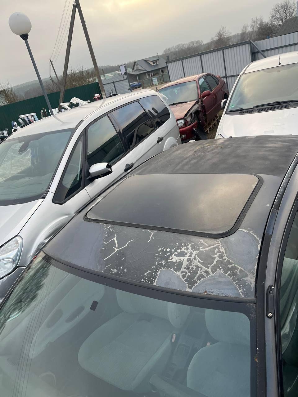 Люк ET4334 Mitsubishi Carisma купить с доставкой