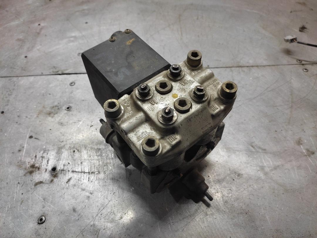 Блок ABS F1WBJX Audi 80 купить