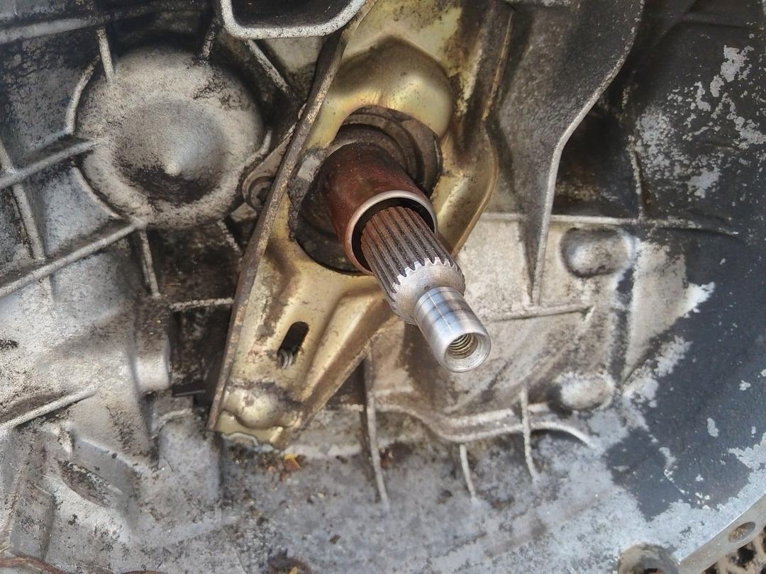 КПП механическая (МКПП) 5-ступенчатая CNL6B2 Audi 80 купить на авторазборке
