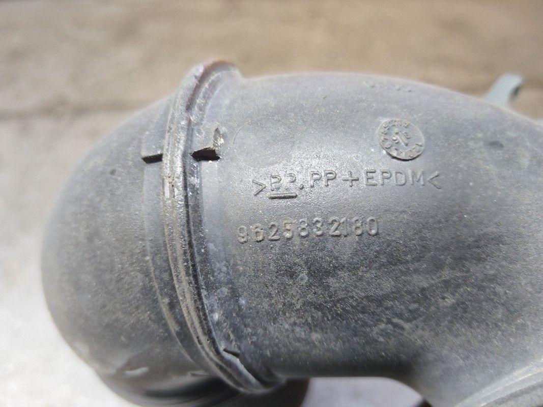 Патрубок воздушного фильтра 9ZMHWW Peugeot 406 купить на авторазборке