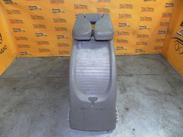 Подлокотник 68AQ2G Renault Grand Scenic купить