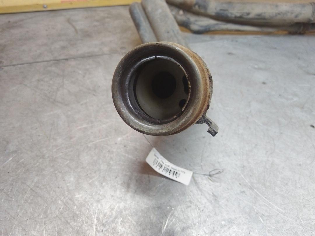 Горловина топливного бака T4NQK5 Toyota Yaris купить