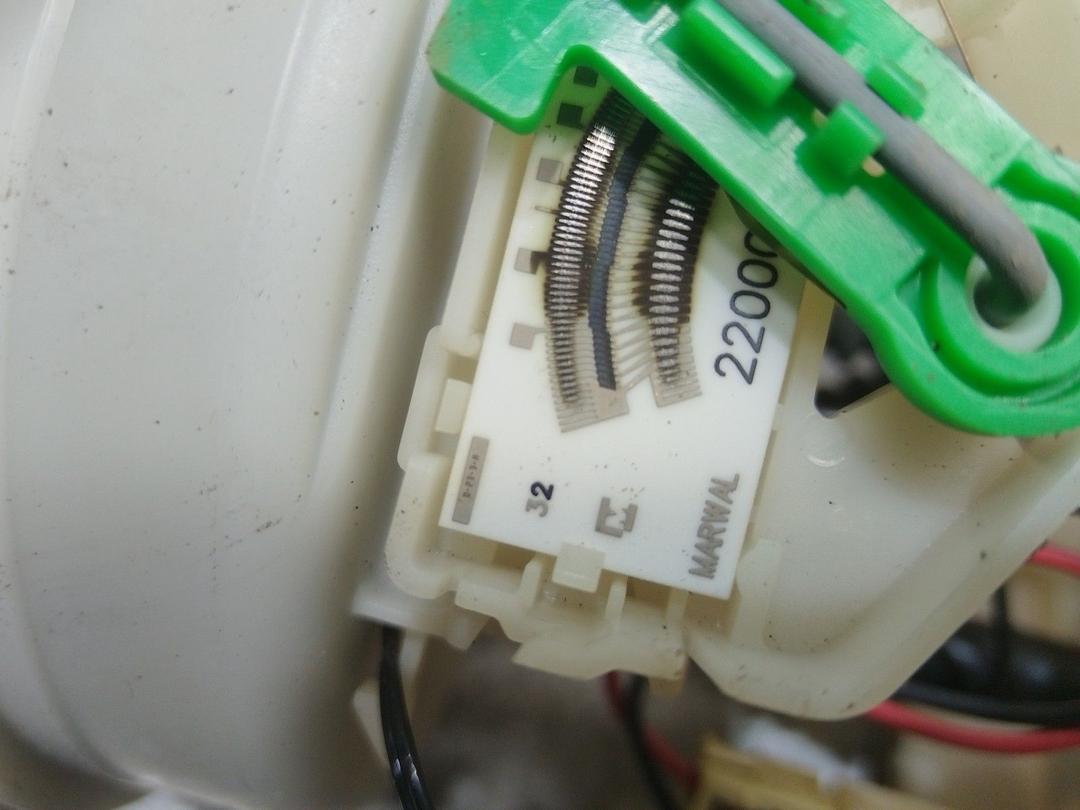 Колба в бак R5VQTR Peugeot 406 - Фото 9