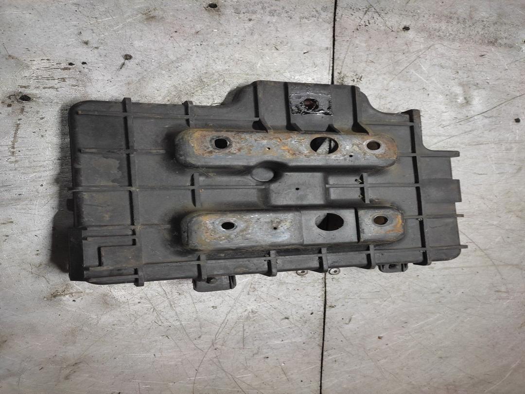 Полка аккумулятора J75Z5X Hyundai Getz - Фото 2