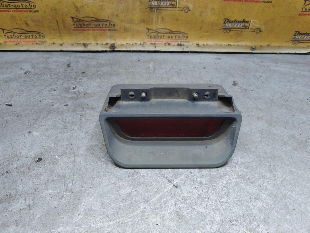 Стоп-сигнал GC7PUM Kia Carnival купить в магазине запчастей бу