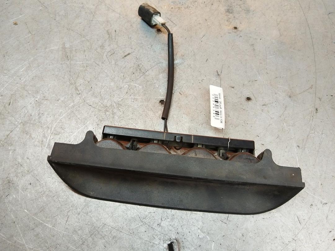 Стоп-сигнал D1OXLX Mitsubishi Space Star - Фото 3