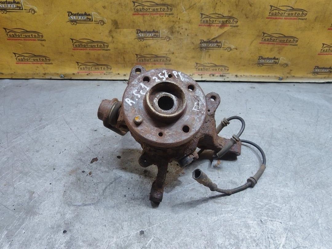 Кулак поворотный левый 6K2083 Renault Scenic