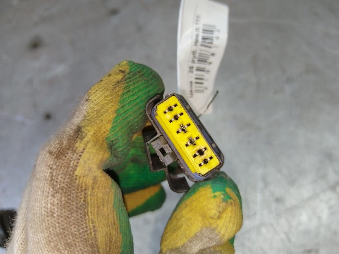 Фишка S267A6 Nissan Primera - Фото 2