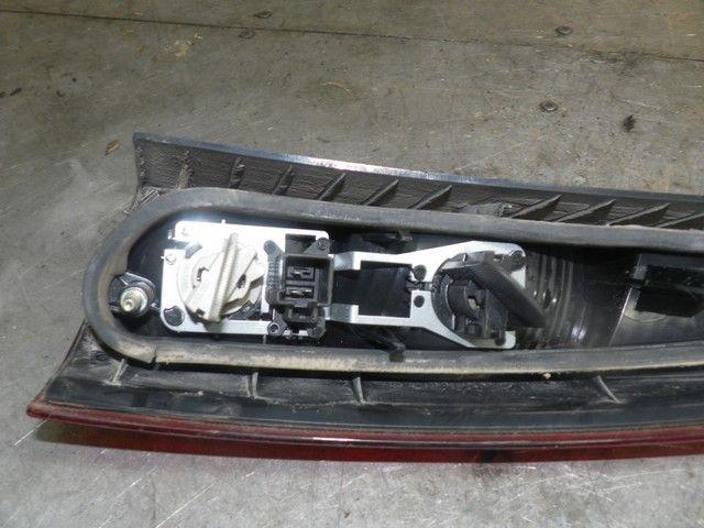 Фонарь задний левый IK2ZO1 Volvo V70 undefined