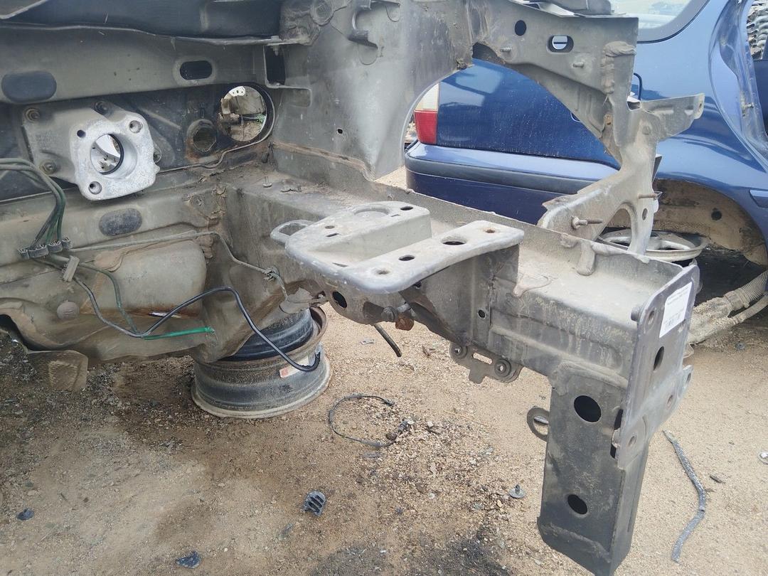 Лонжерон левый 8QY305 Renault Scenic купить с доставкой