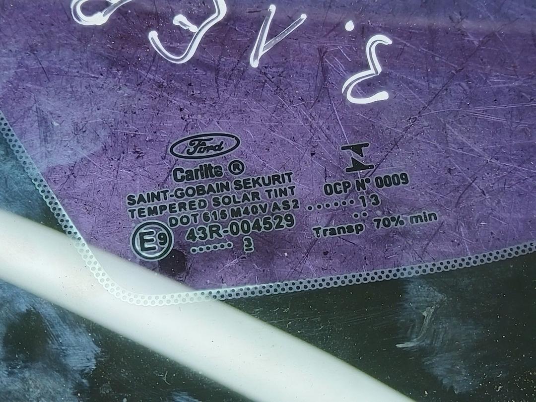 Стекло кузовное боковое левое SOJSZ9 Ford Fusion купить