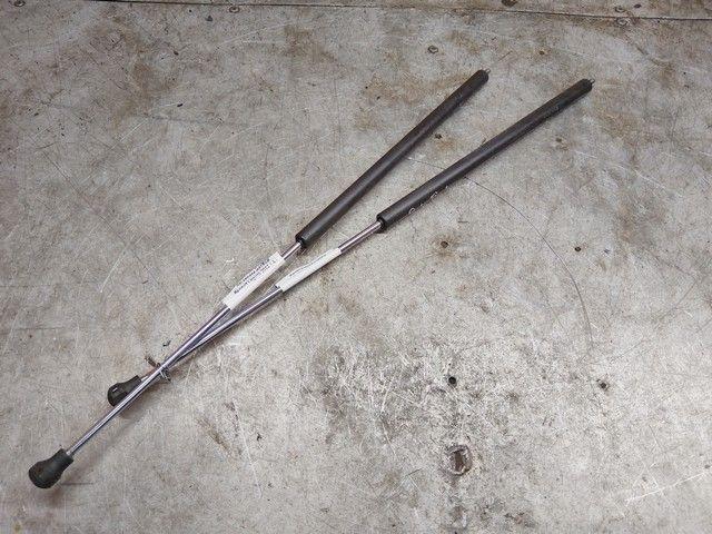 Амортизатор стекла багажника G8YRCB Renault Laguna - Фото 1