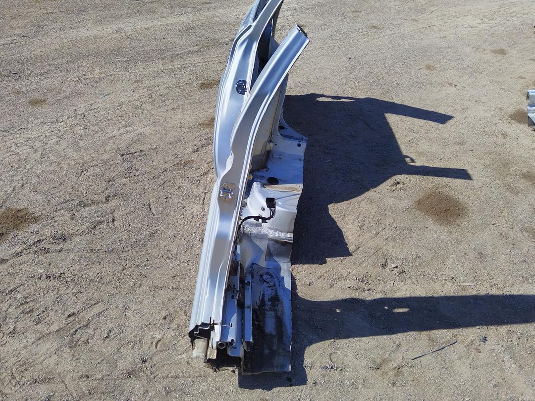 Стойка кузовная центральная правая 7VDFM9 Skoda Octavia купить