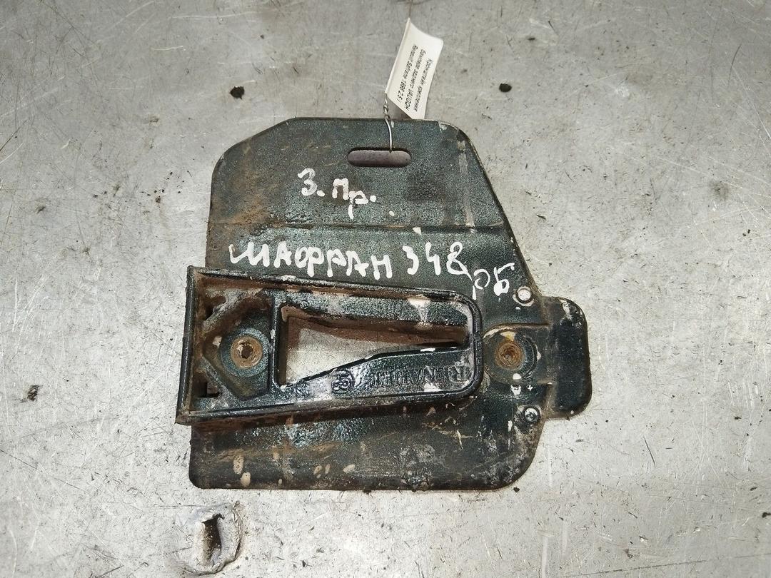 Кронштейн крепления бампера заднего VAUGQH Renault Safrane