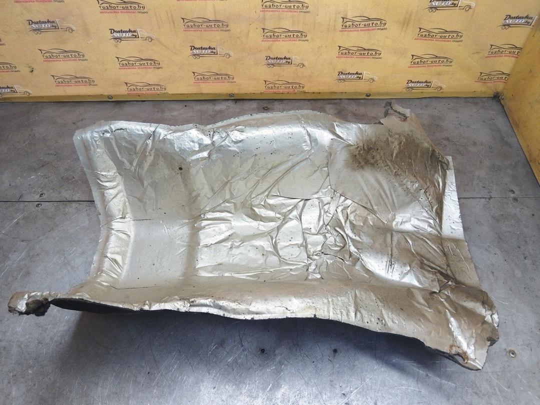 Тепловой экран глушителя LRAR0F Ford Fusion - Фото 1