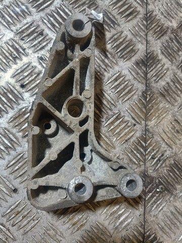 Кронштейн КПП NI0HKE Opel Astra - Фото 2