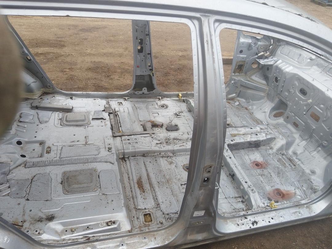 Стойка кузовная центральная правая RJ4EV2 Mitsubishi Grandis - Фото 2