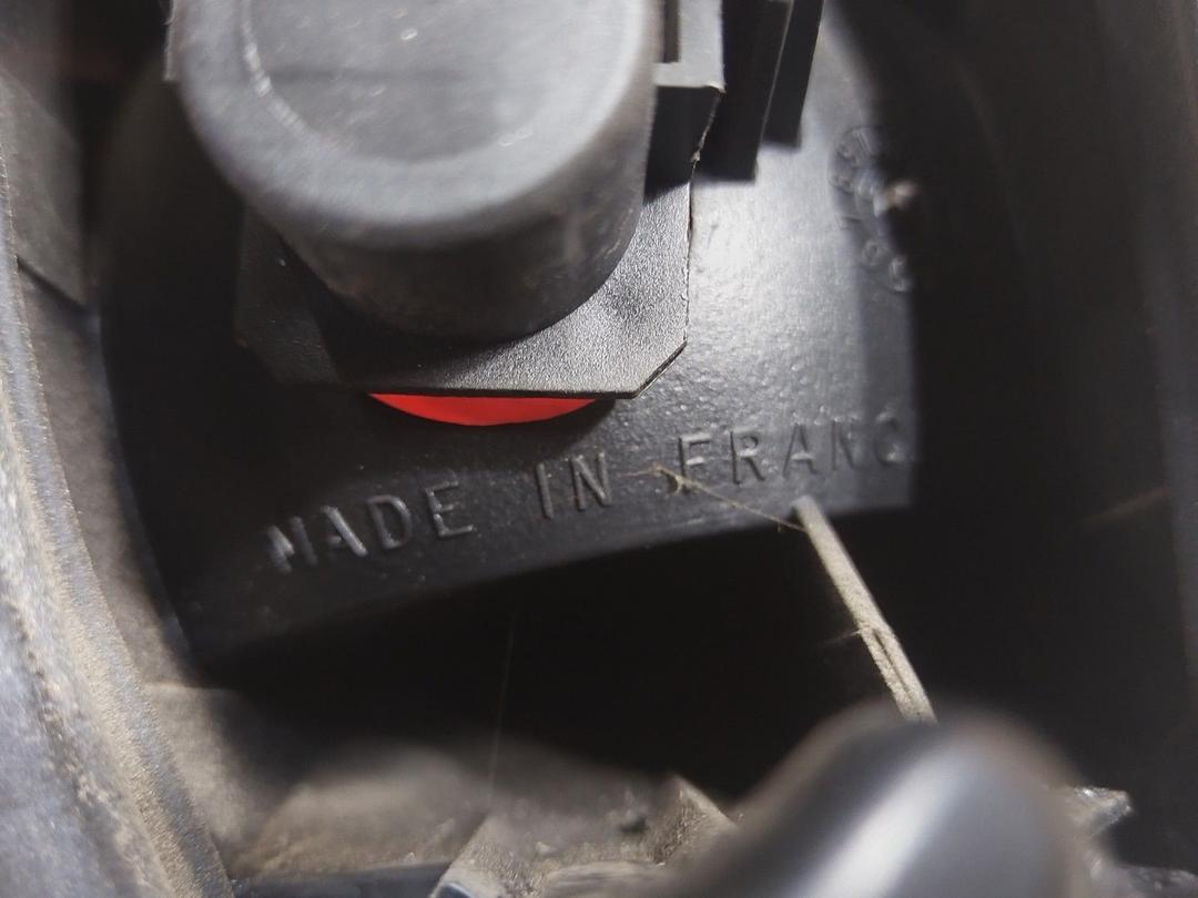 Фонарь задний правый C4FLUJ Renault Laguna undefined