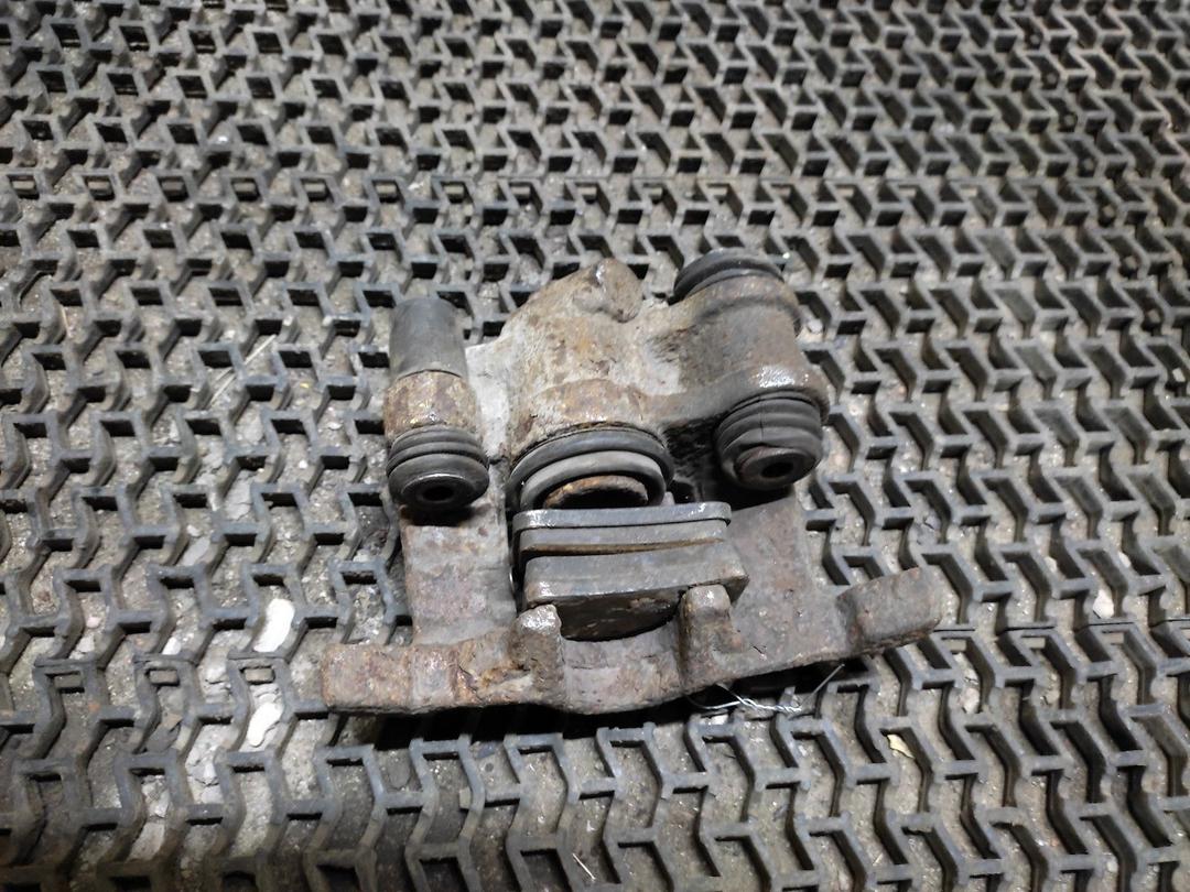 Суппорт задний правый X81XNU Peugeot 406 купить с доставкой