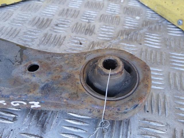 Рычаг передний правый A7QJY4 Mitsubishi Grandis купить на авторазборке