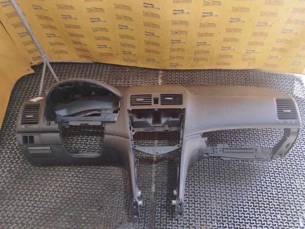 Панель передняя салона (торпедо) D7NVB8 Honda Accord купить