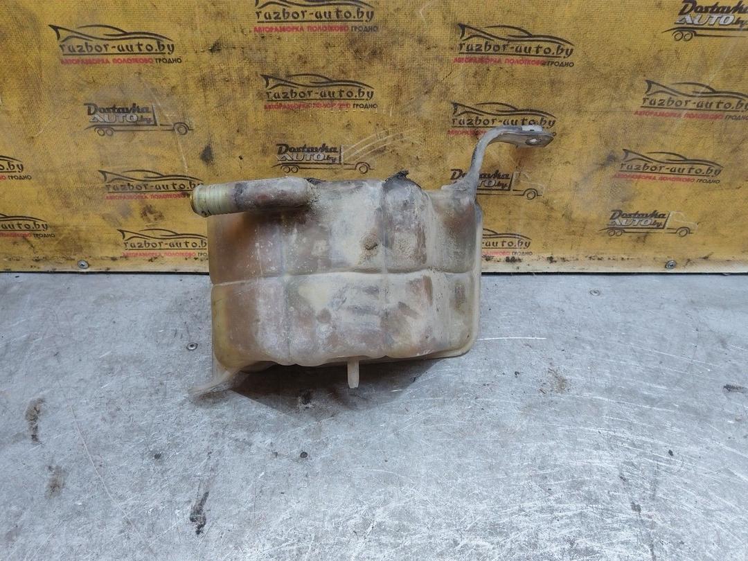 Бачок расширительный OUOY6O Ford Escort купить в магазине запчастей бу