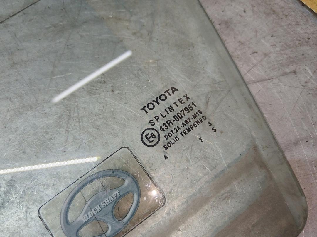 Стекло двери передней левой PTV29Z Toyota Corolla купить