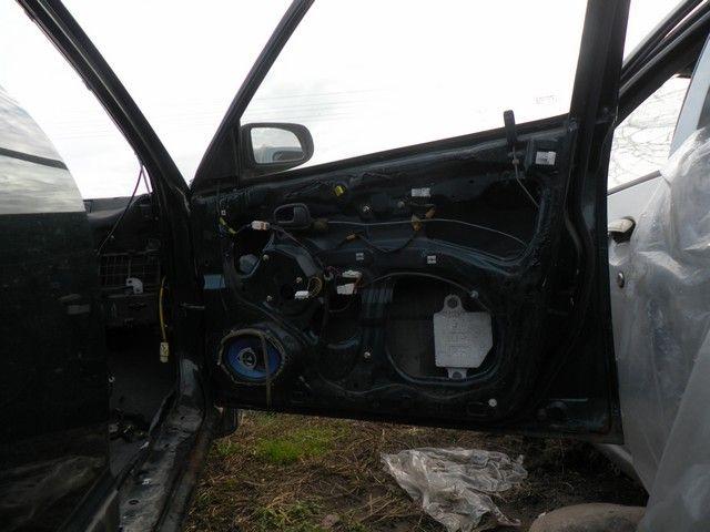 Стеклоподъемник электрический передний правый 09OB7O Mazda 323F - Фото 1