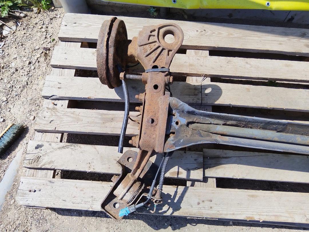 Балка подвески задняя BC2Z0F Citroen C3 undefined