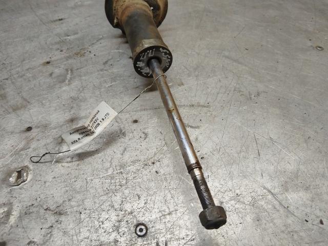 Амортизатор передний правый Z2TX3V Alfa Romeo 147 купить