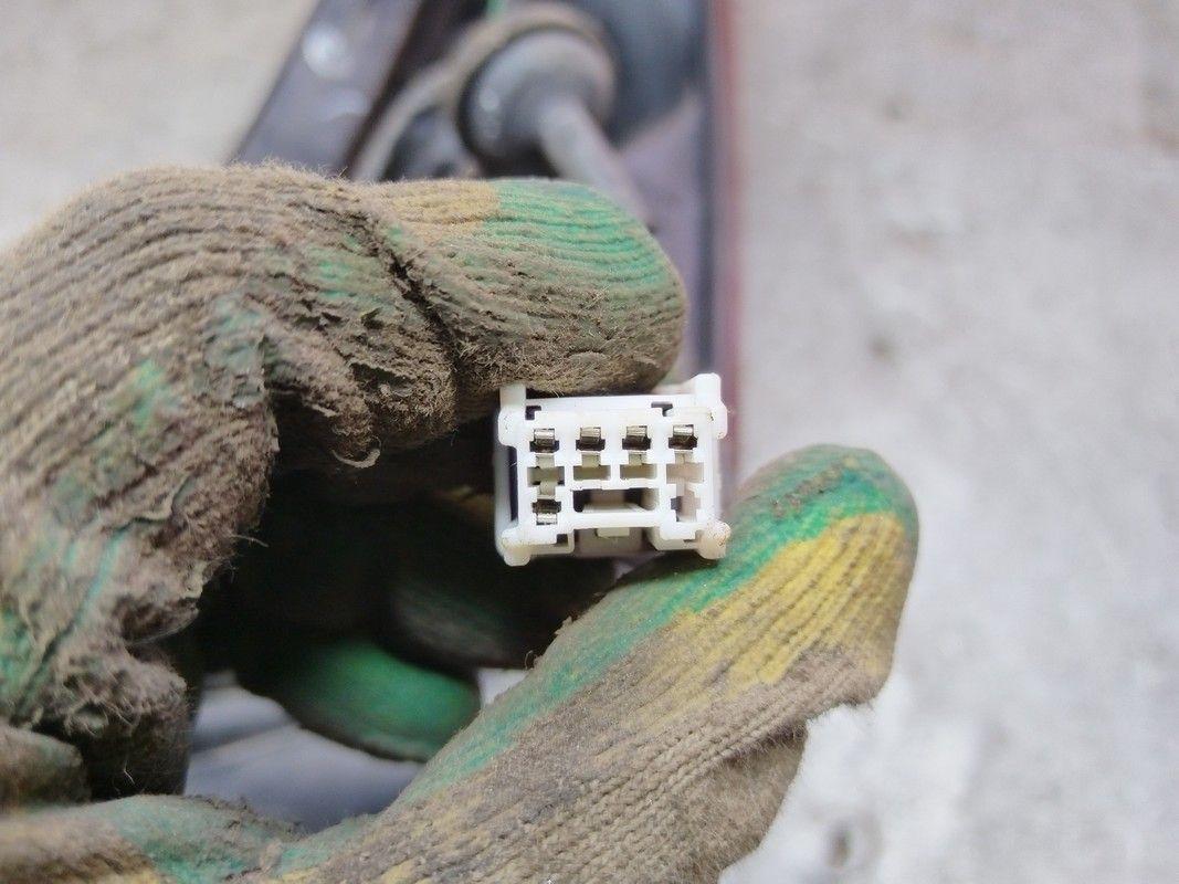 Фонарь задний левый KJF7X8 Nissan Note купить с доставкой