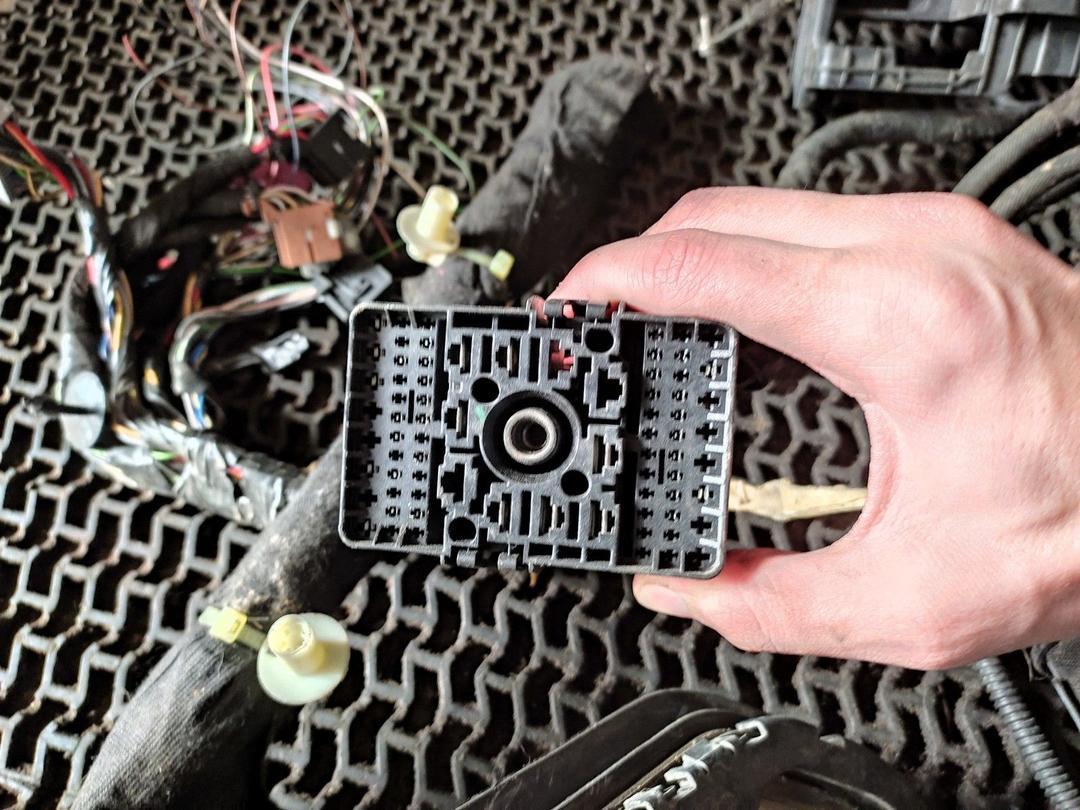 Проводка 6W8H5L Opel Insignia купить на авторазборке