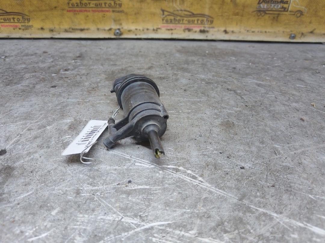 Насос (моторчик) омывателя стекла TEXLYT Renault Megane купить