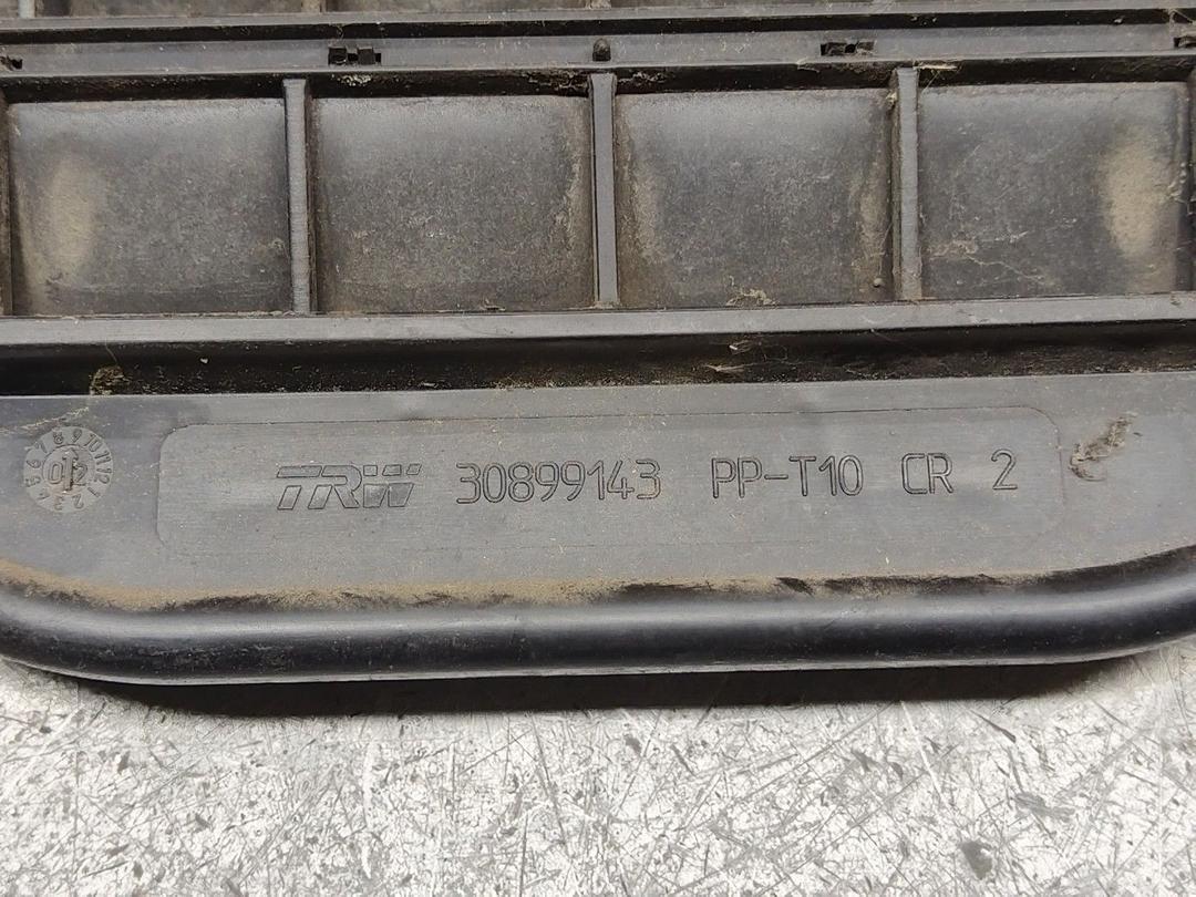 Решетка вентиляции кузова R1ANEJ Mitsubishi Carisma - Фото 2