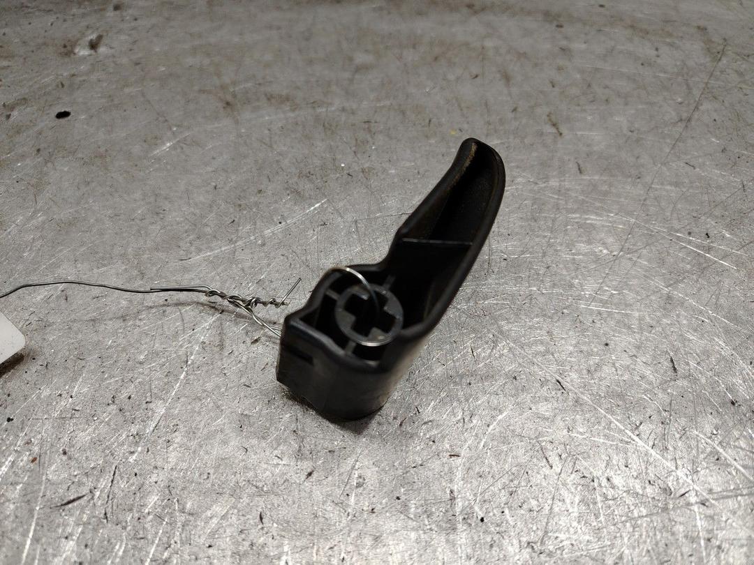 Ручка открывания капота YVDQ03 Peugeot 605 - Фото 4