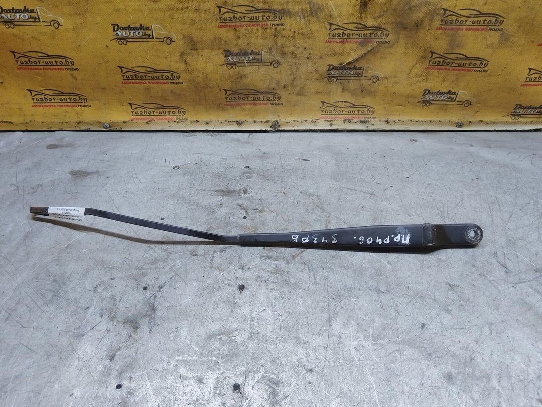 Щеткодержатель (поводок стеклоочистителя, дворник) WLDQ09 Peugeot 406