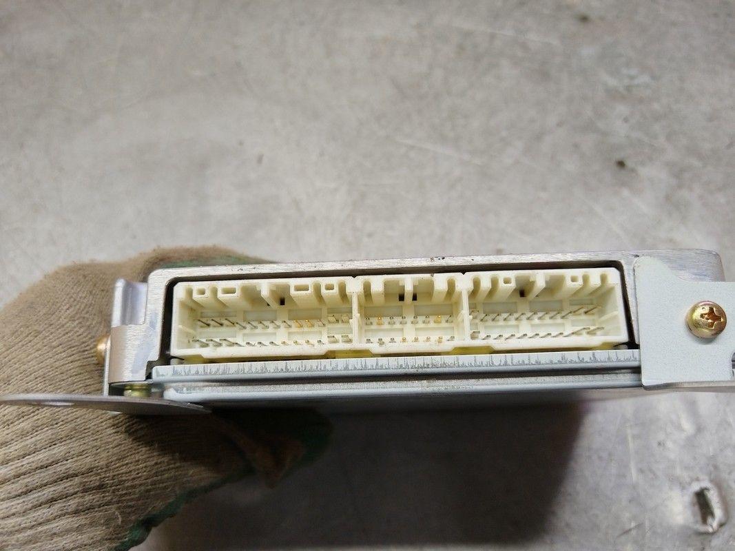 Блок управления двигателем 82LY2U Mazda Premacy купить в магазине запчастей бу