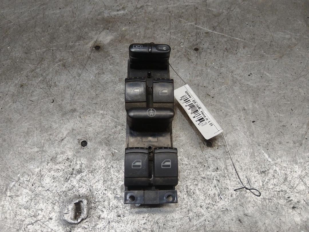 Блок управления стеклоподъемниками FTGUR2 Volkswagen Golf