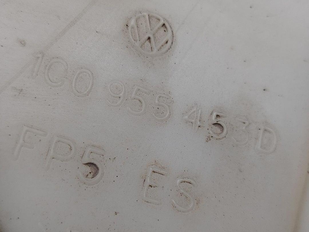 Бачок омывателя 0D09S5 Volkswagen Beetle - Фото 6