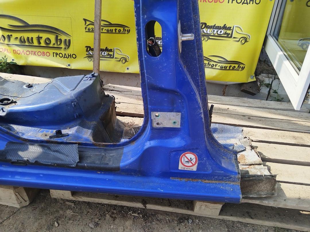 Стойка кузовная центральная правая MQEL5K Volkswagen Golf купить