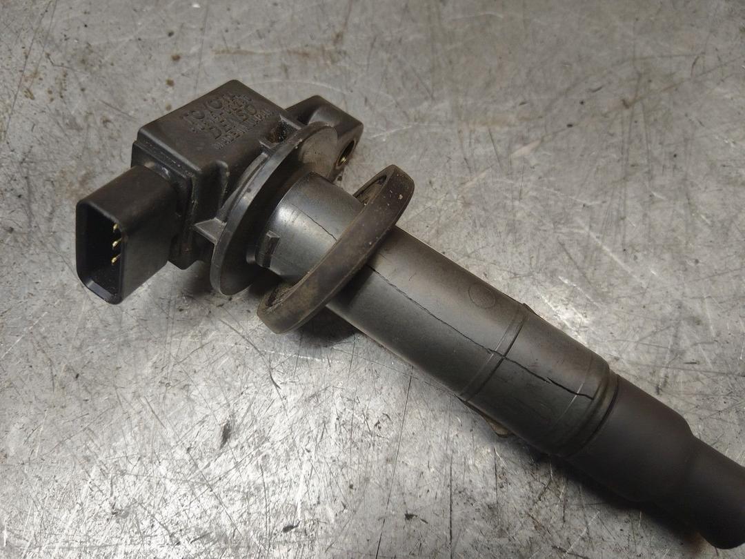 Катушка зажигания 8B5QAR Toyota Yaris Verso undefined