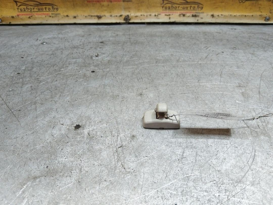 Крепление (крючок) солнцезащитного козырька 6RQ1O9 Audi A4 купить