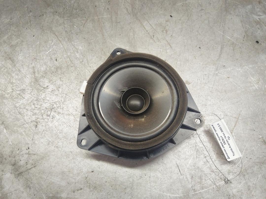 Динамик двери задней правой ZSZSUY Toyota Avensis Verso