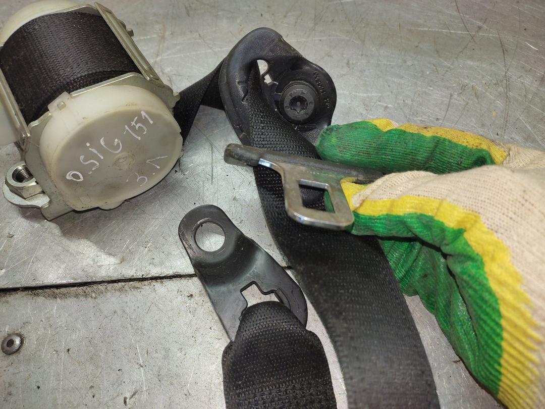 Ремень безопасности задний левый 7ROLL3 Opel Signum