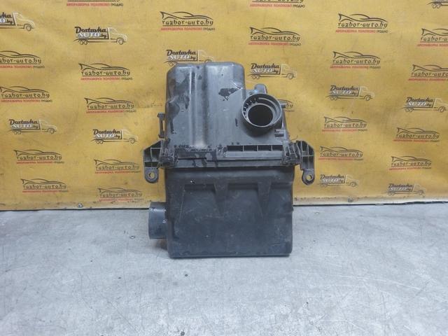 Корпус воздушного фильтра HRLUGY Toyota Yaris undefined