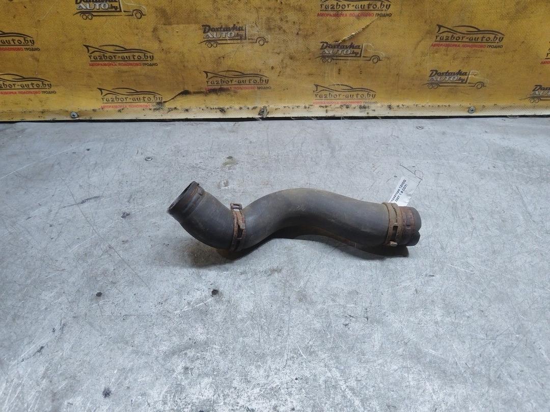 Патрубок радиатора 12IIOQ Opel Astra