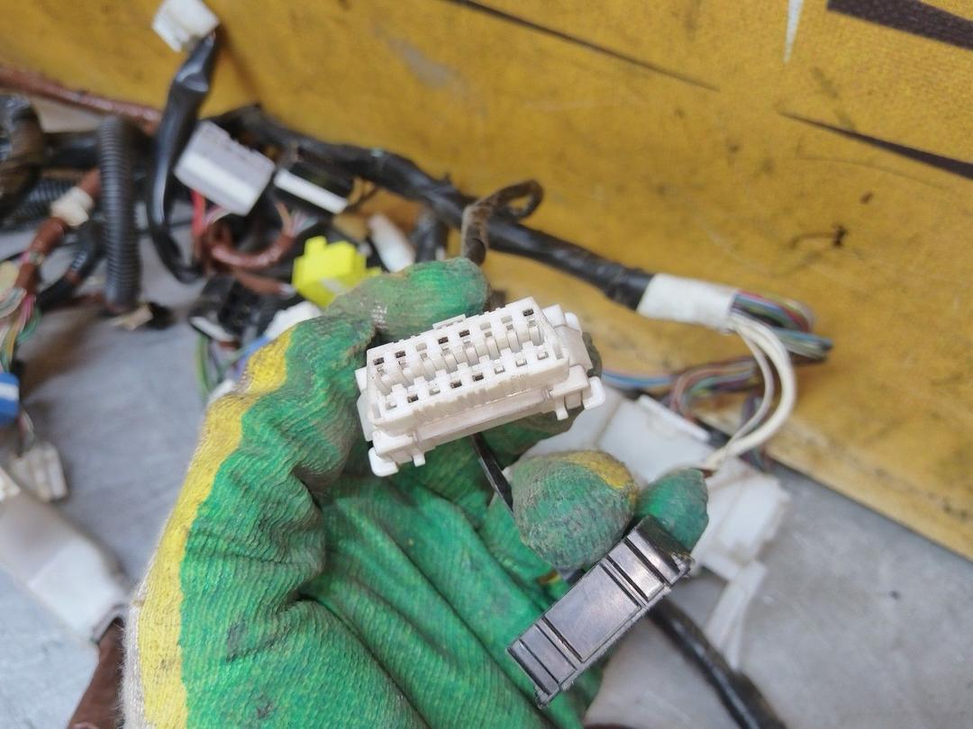 Проводка салона 2D41PC Toyota Avensis купить на авторазборке
